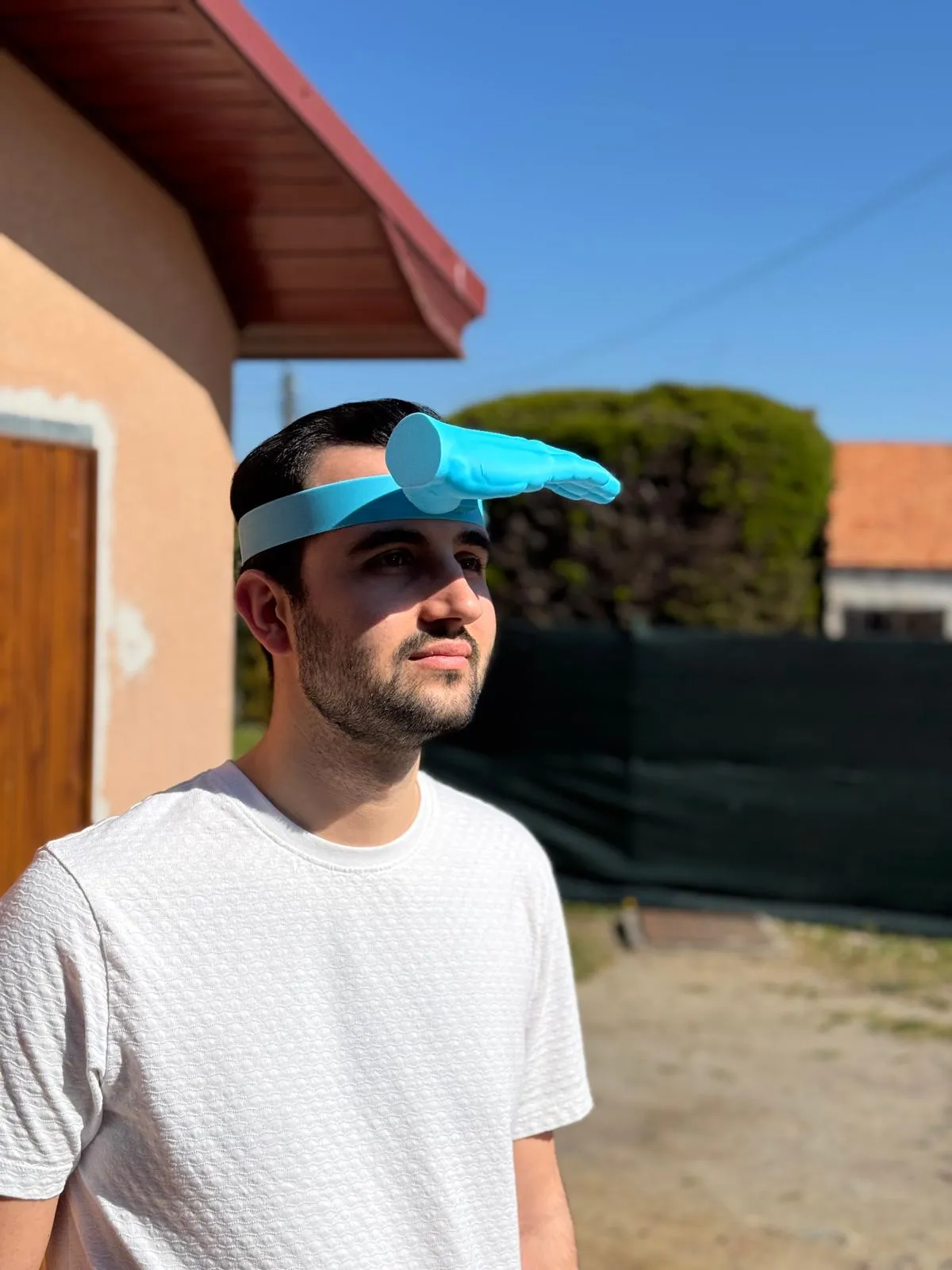 The Lazy Hand Hat V2.0 - Funny Sun Shade view 2