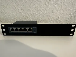 TP-Link TL-SG105 - 10" Rack Mount