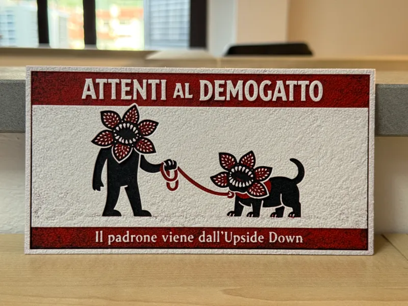 Attenti al Demogatto! Targa stile Stranger Things