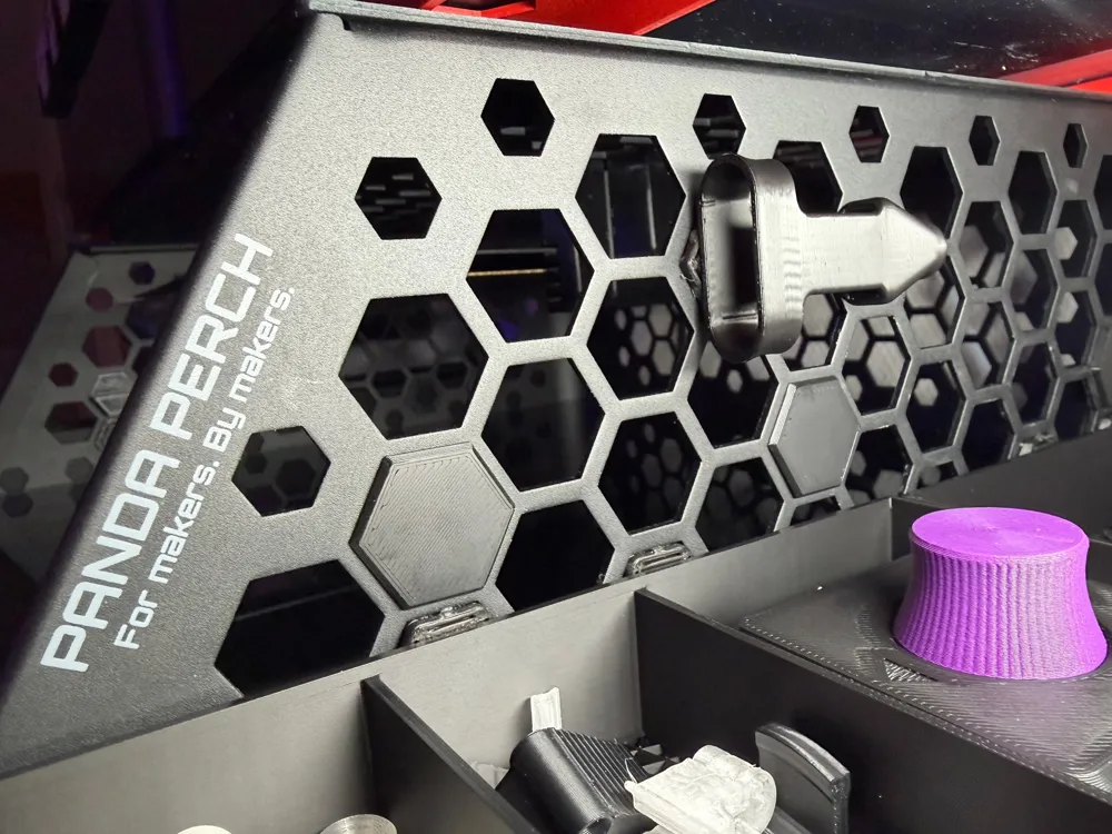 Panda Perch Plato 170 钳子夹具 - 免费 3D 打印模型 - MakerWorld