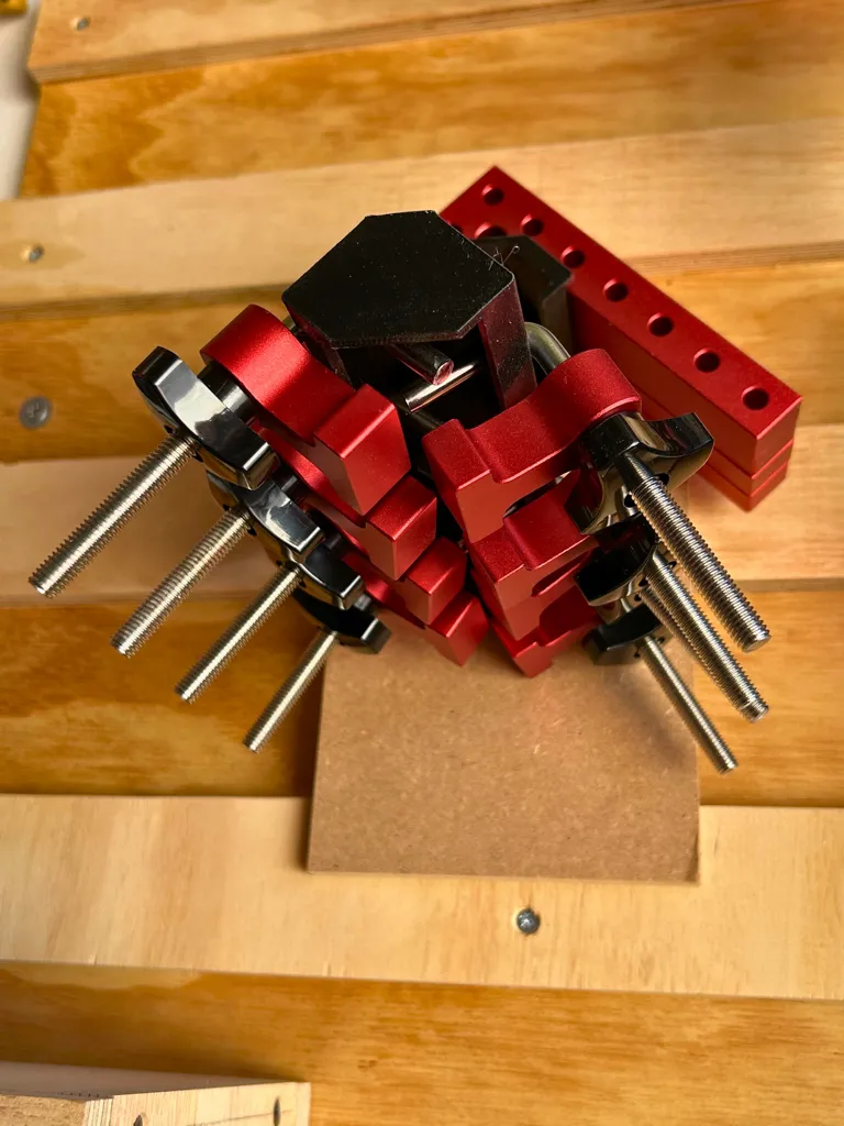Corner clamp storage rack - Split version - Free 3D Print Model ...