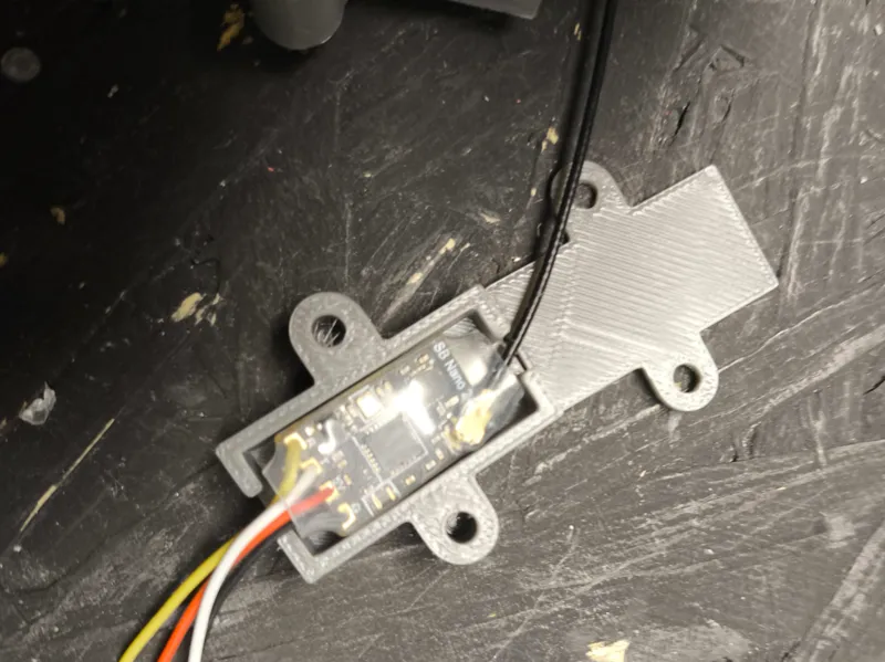 SpeedyBee Nano 2.4G ExpressLRS ELRS Receiver brack
