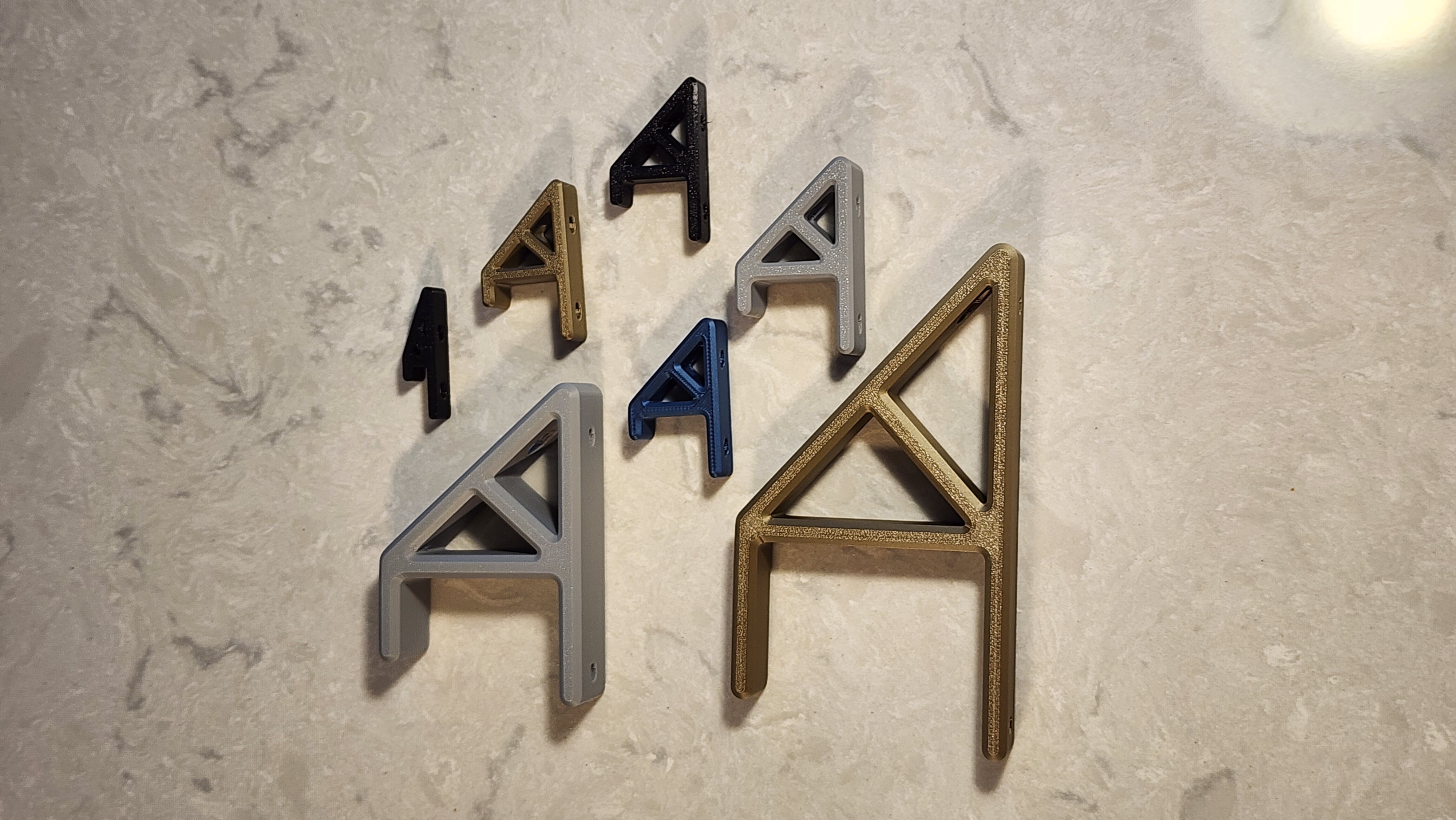 Miniatura 1 do modelo 3D Customizable Parametric Wall Hook
