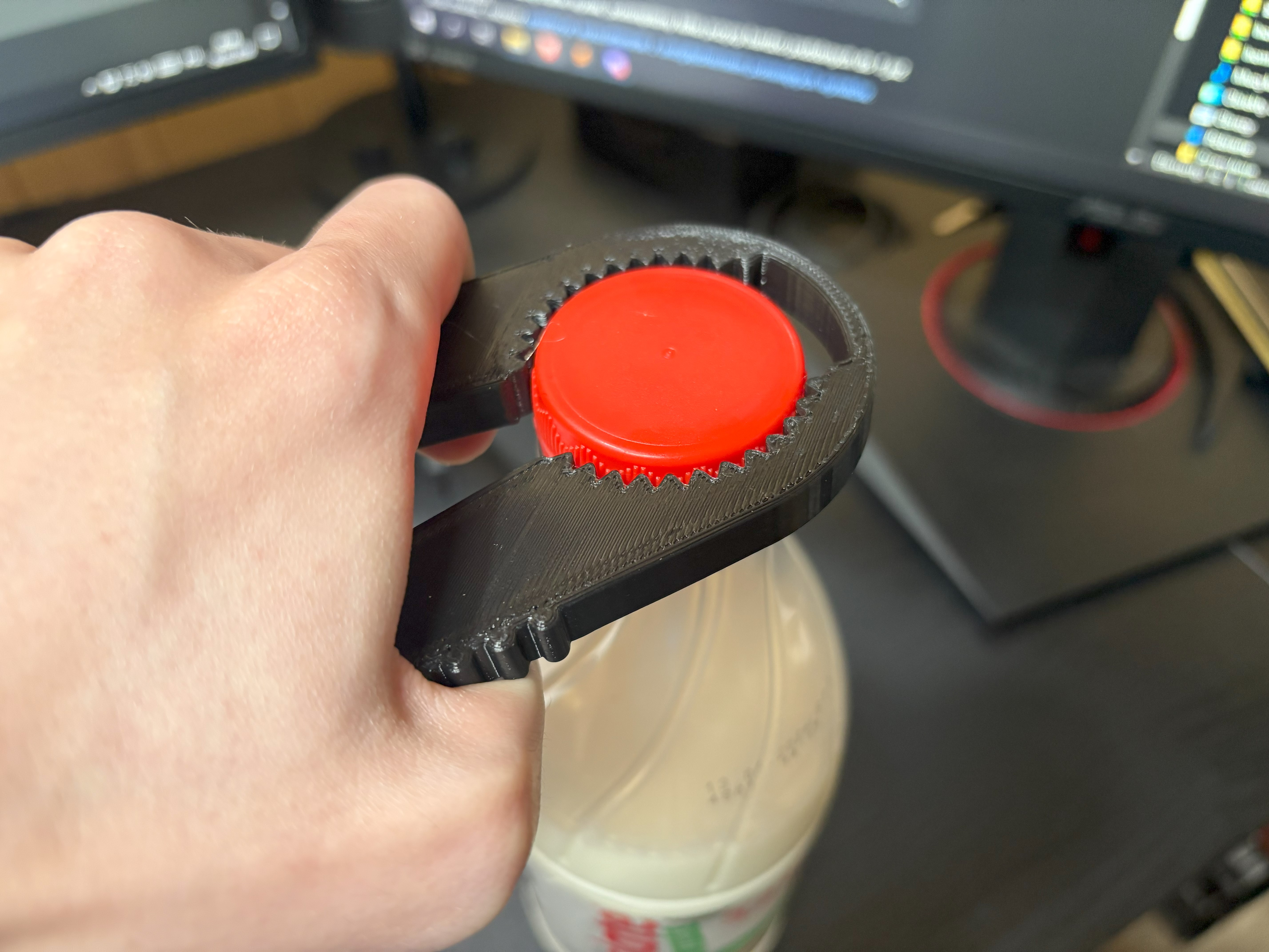 Miniatura 5 do modelo 3D Bottle Cap Opener