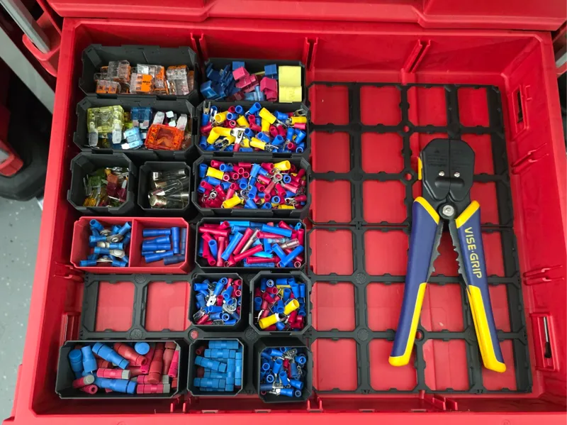 Multibin Panel Risers for Packout Drawers