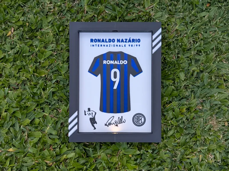 Iconic Jerseys #03: Ronaldo R9 Inter 98/99