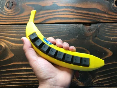 DIY Banana - Mechanical Keyboard / Macropad