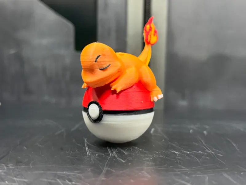 Charmander Pokeball Llavero