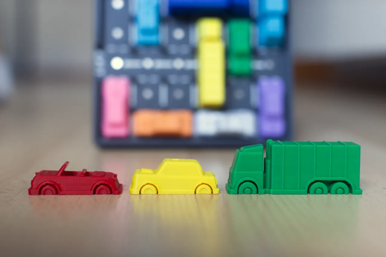 Rush hour - logical game with cars view 2