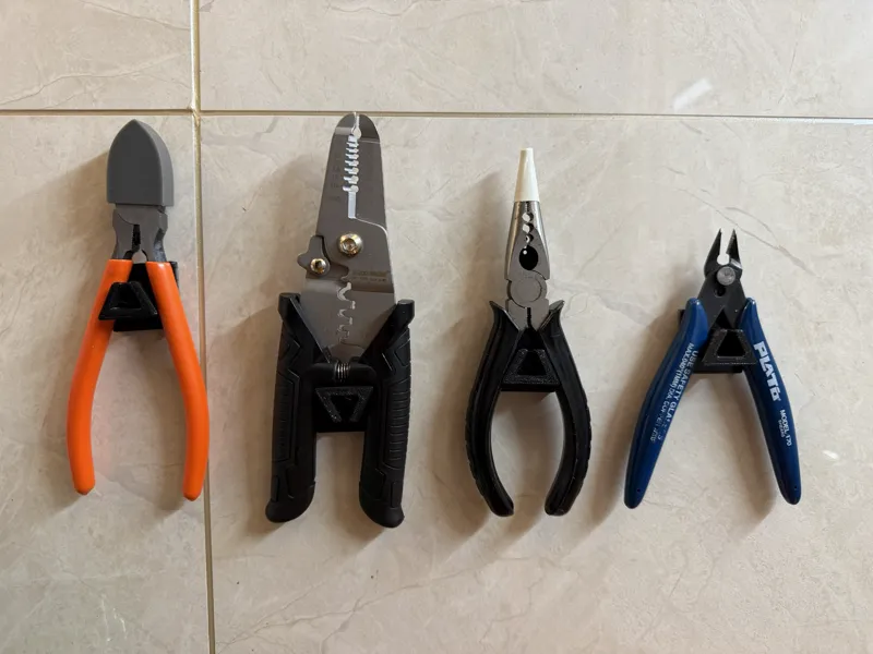 粘贴型工具支架