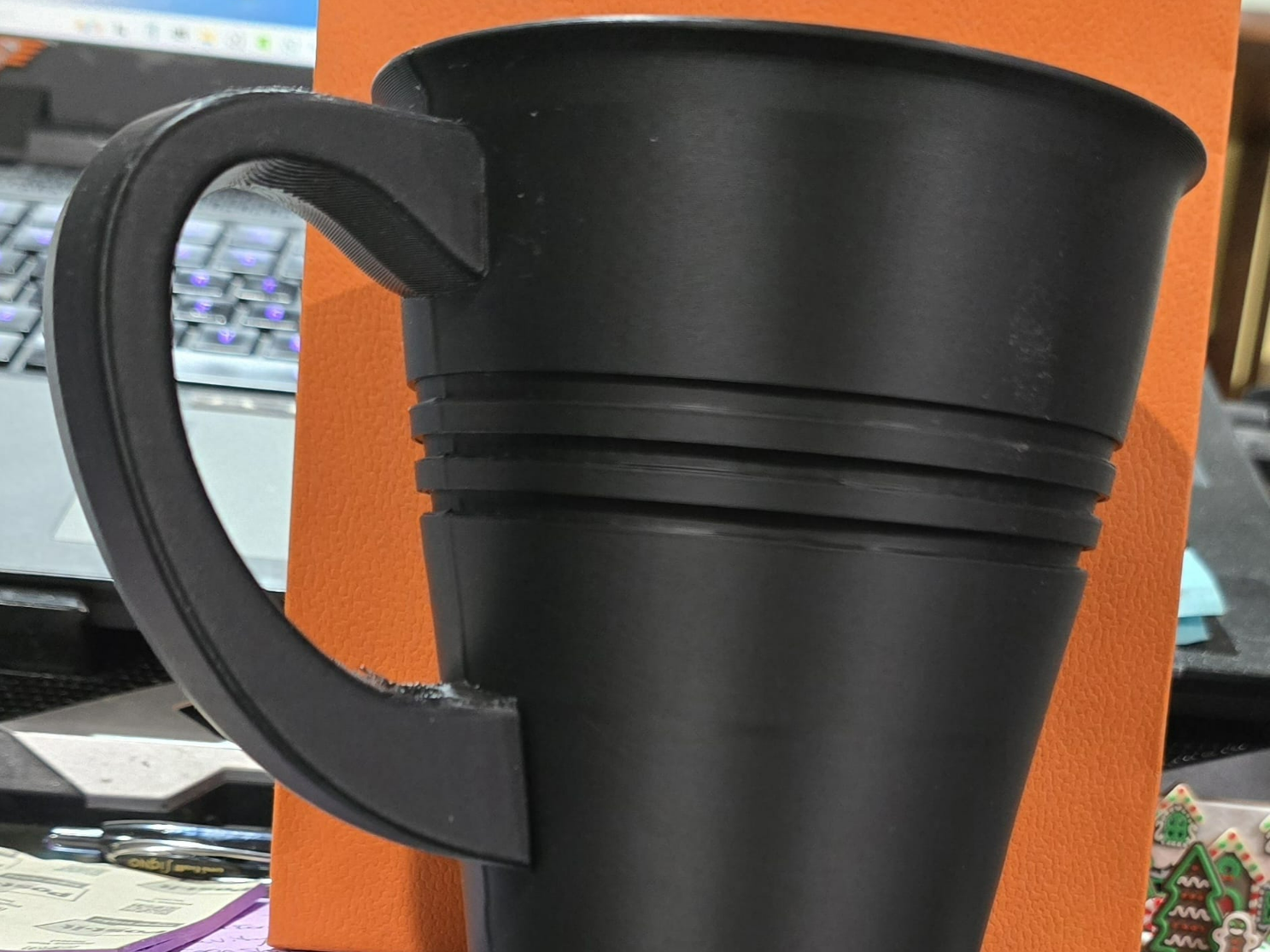 Medium Iced Drink Cup |Tankard-style Holder 