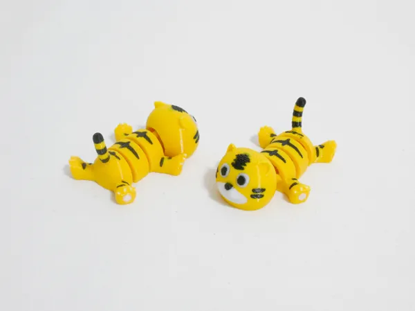 Tigre articulé de poche