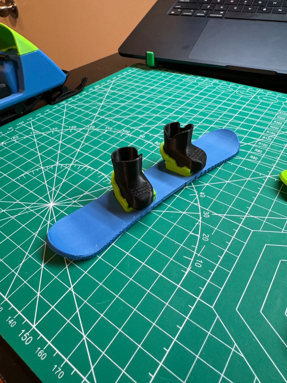 Finger Snowboard by Addison Lane Creations MakerWorld