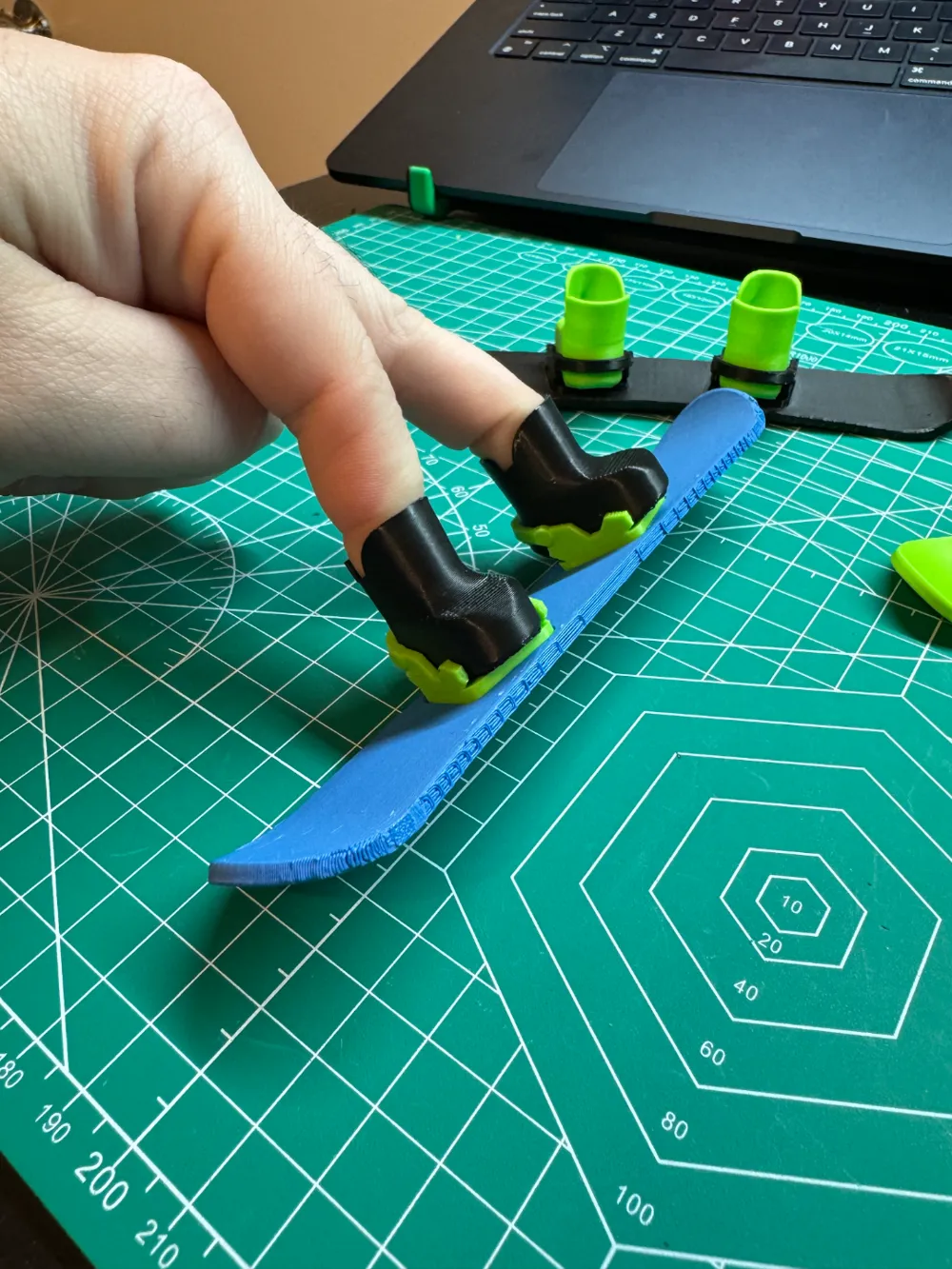 Finger Snowboard by Addison Lane Creations MakerWorld