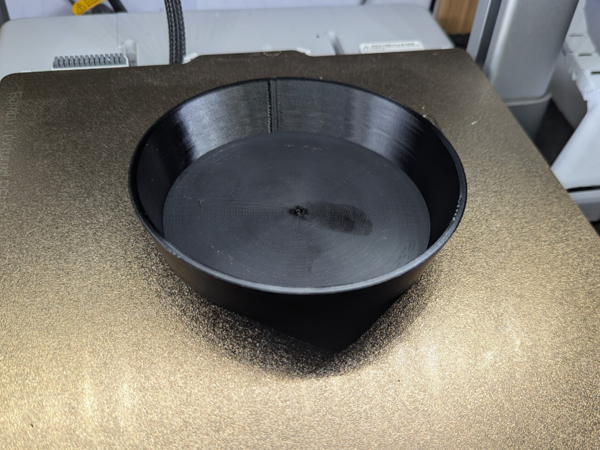 Parametric watertight planter dish generator