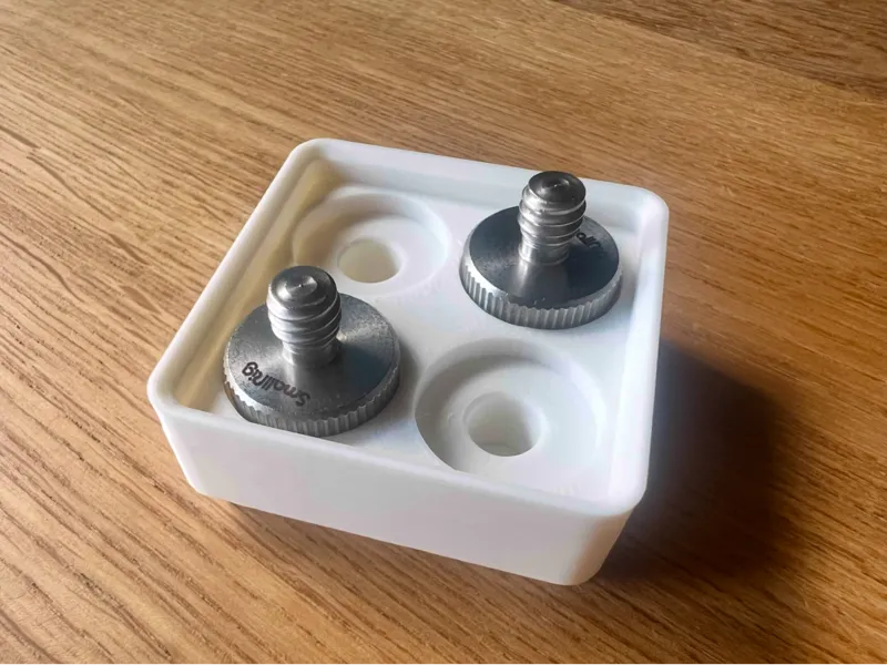 Gridfinity holder for Double Head Studs