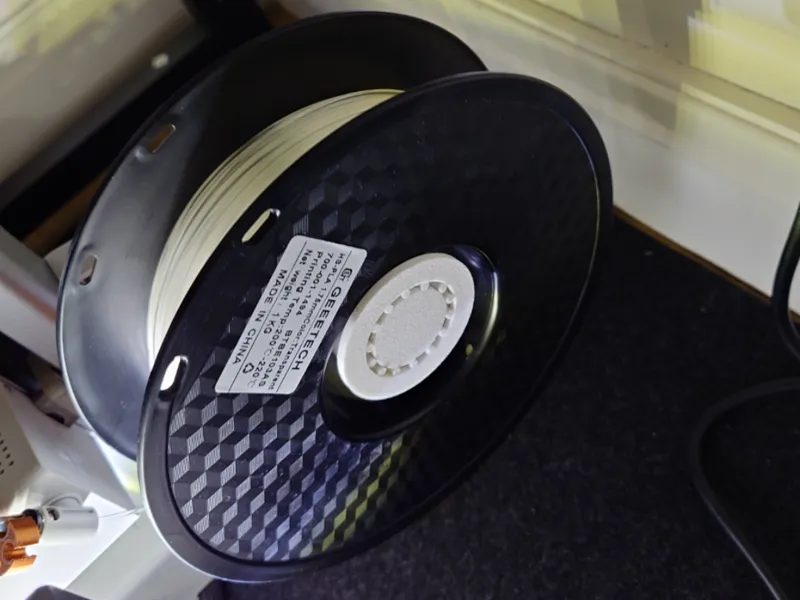 A1 mini filament spool with bearing. smooth turn.