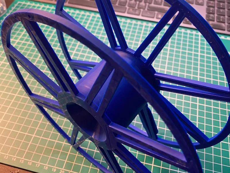 Spool remix for Sergiu's spool winder