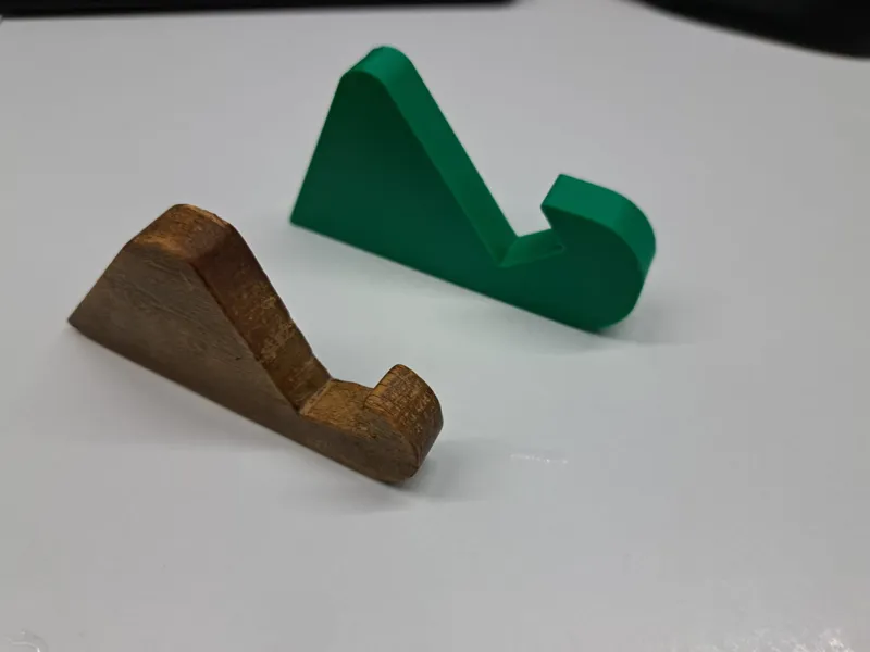 Rummy Tablet Holder / Suport