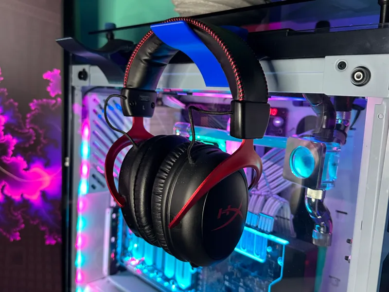 Headphone Holder with Hook