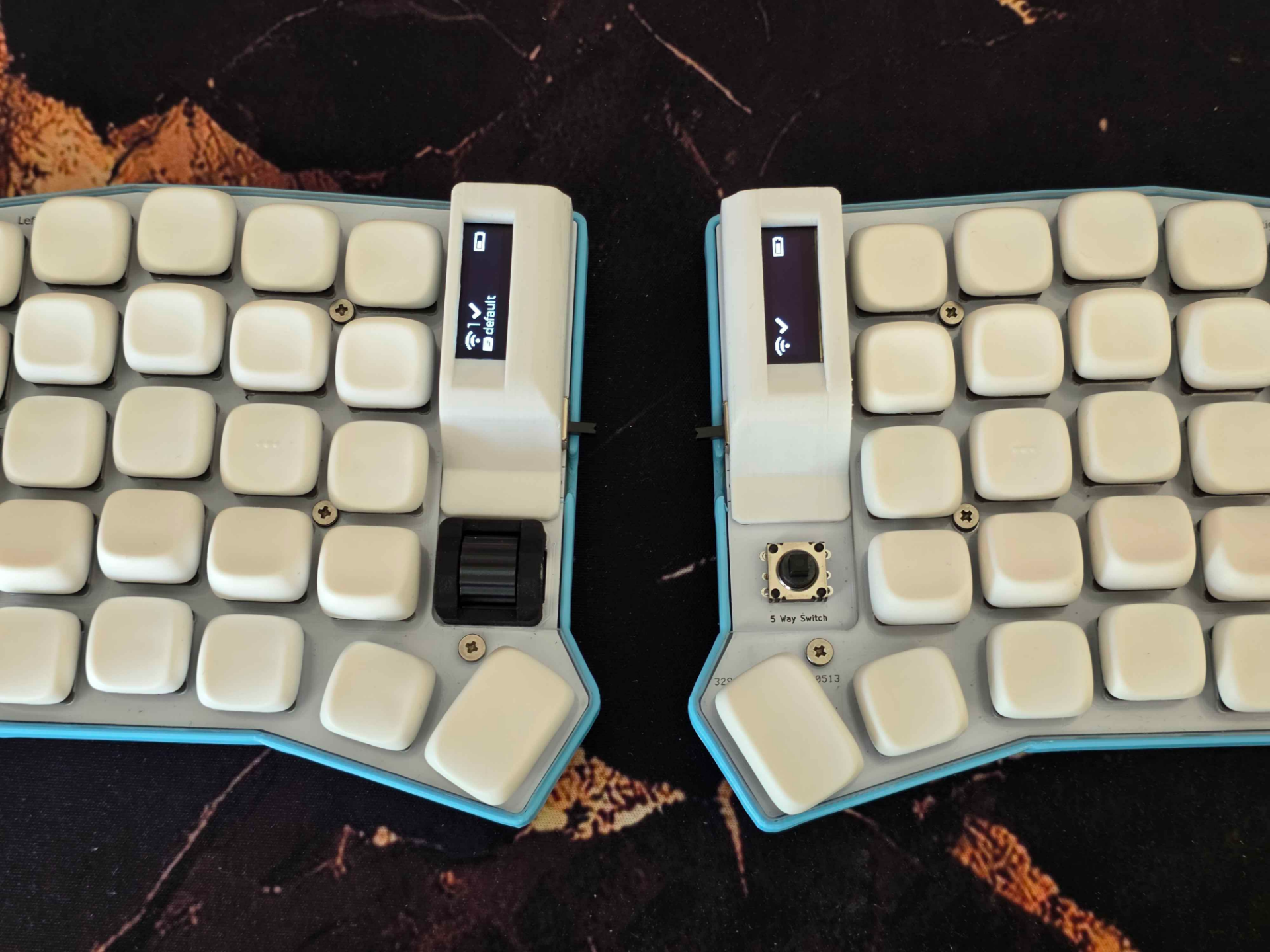 Wireless Sofle Keyboard oled monitor cover