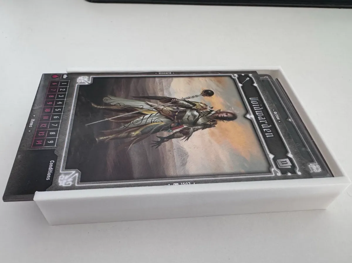 Boîte de personnage pour Gloomhaven: Jaws of the Lion