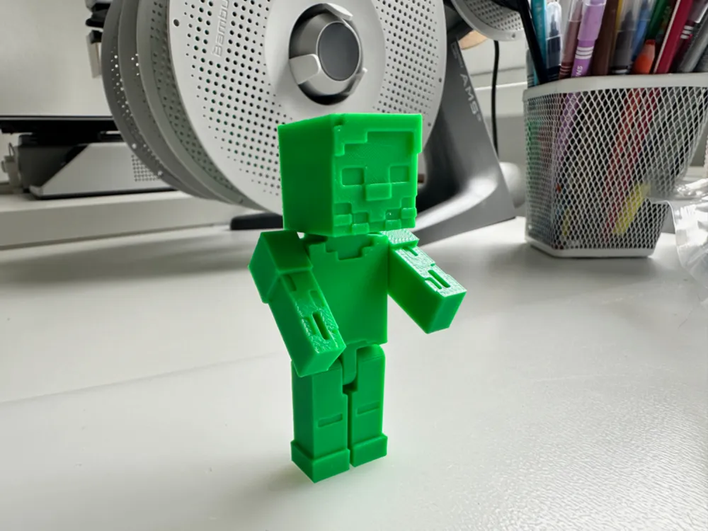 minecraft-zombie-with-moving-legs-and-arms-by-zdenek-makerworld