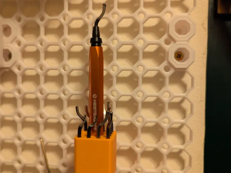 Deburring tool holder for Multiboard