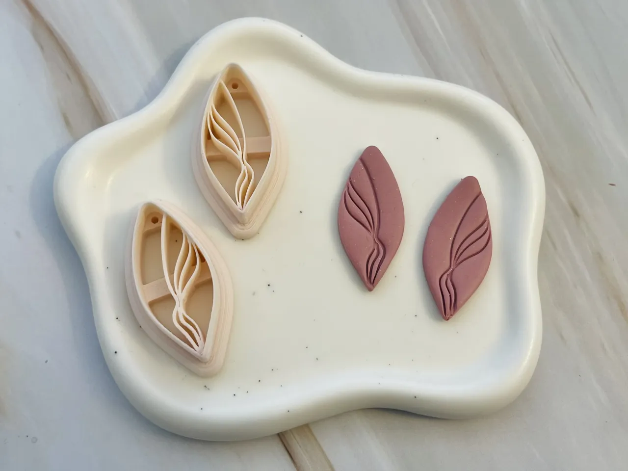 Leaf Polymer Clay Earrings Cutter view 2