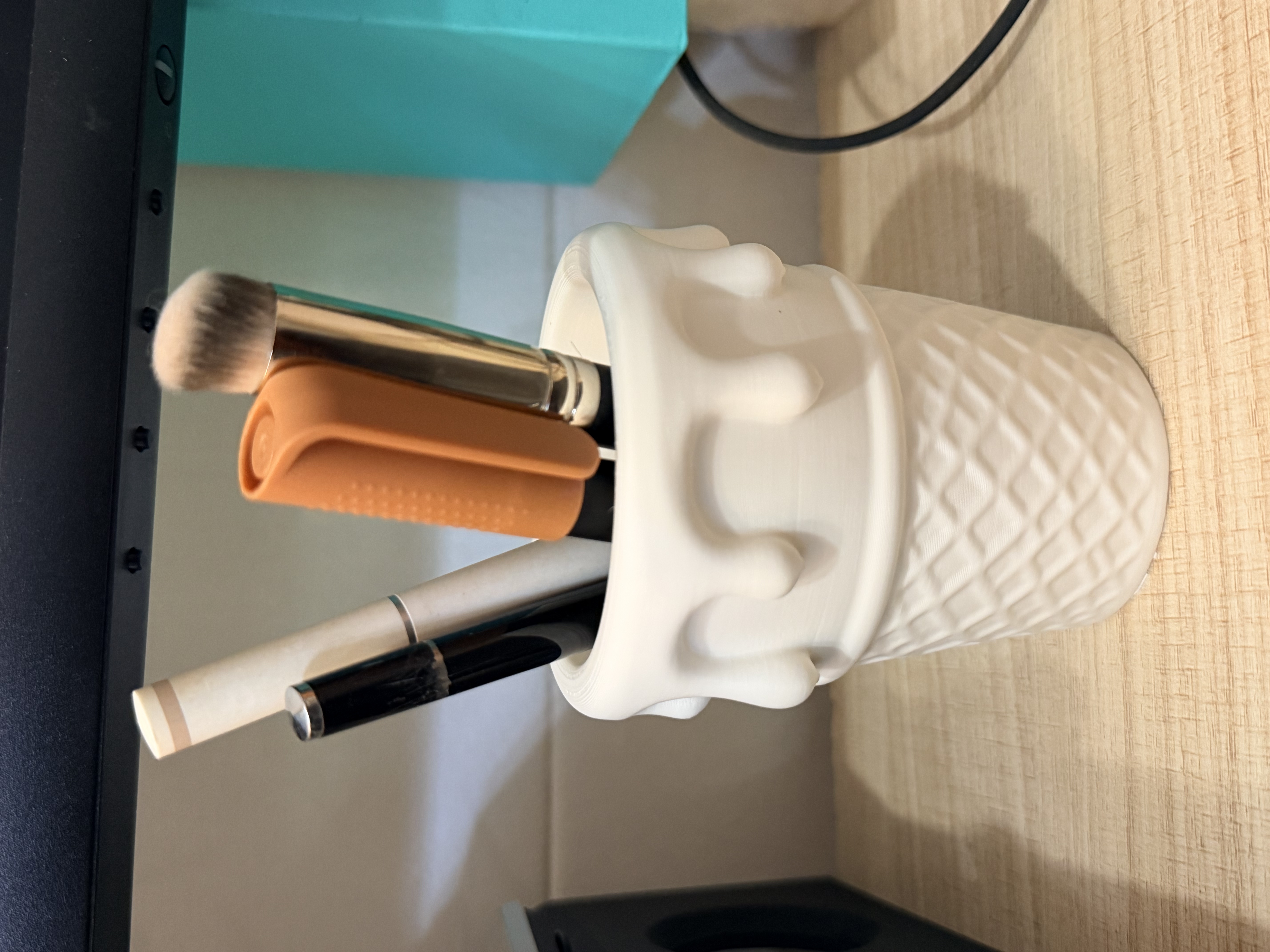 Miniatura 3 do modelo 3D 冰淇淋笔筒