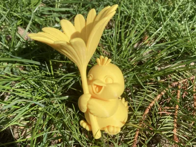 Sweet Easter chicken with flower