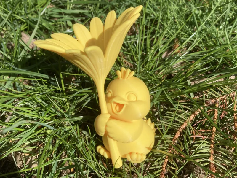 Sweet Easter chicken with flower