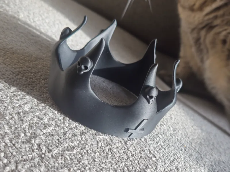 Kitty of Darkness Crown