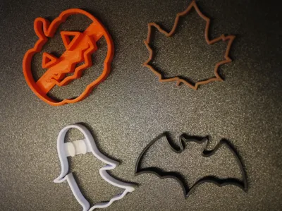 Halloween cookie cutters