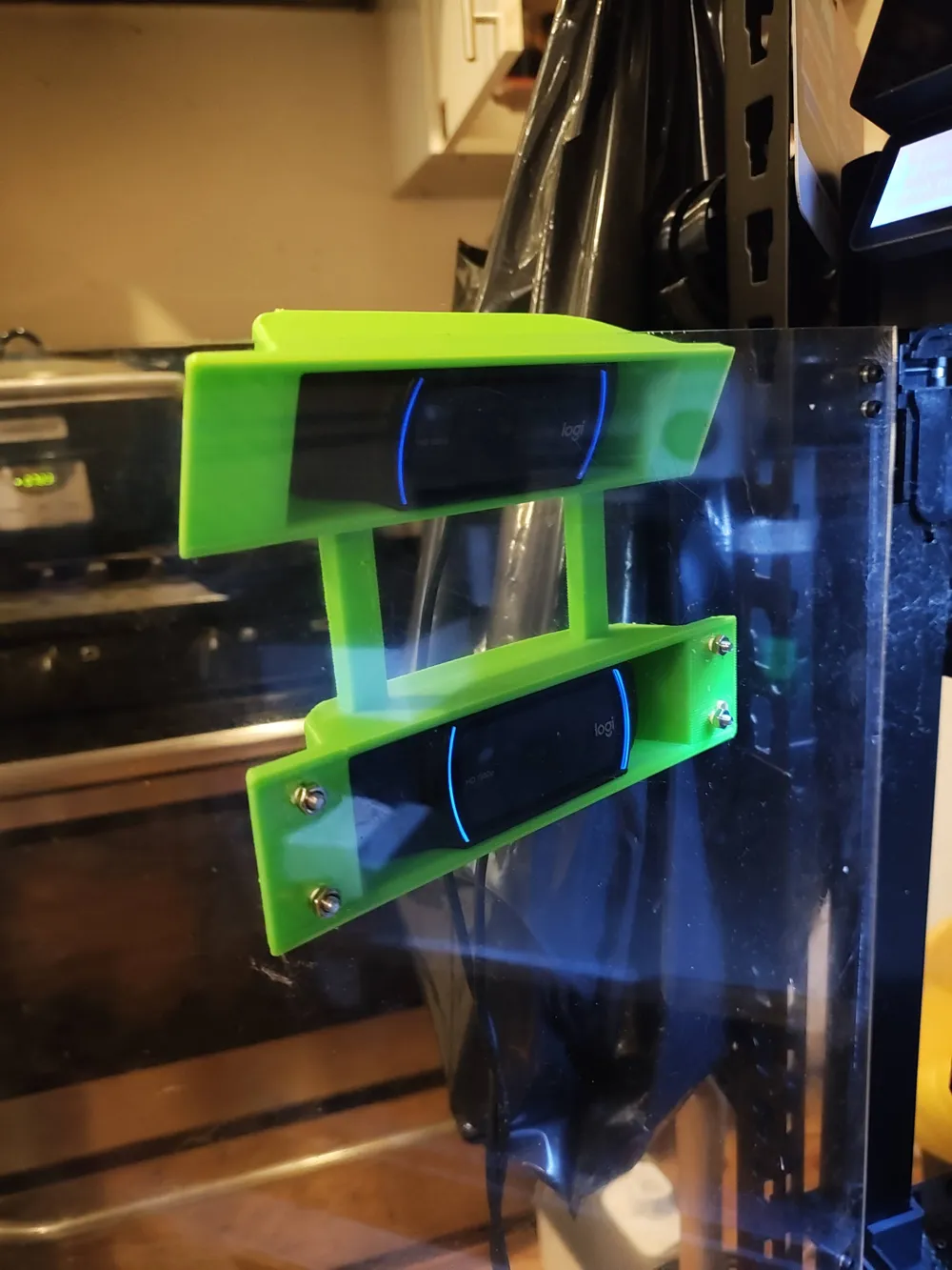 Dual Logitech C920 door mount with mounting holes Remixed by codeframe ...