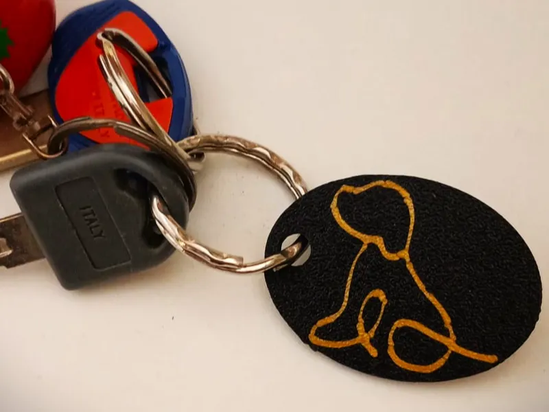 cute Dog / puppy Keychain - fast print