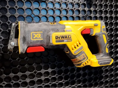 Dewalt Reciprocating Hanger (Sawzall) - Multiboard