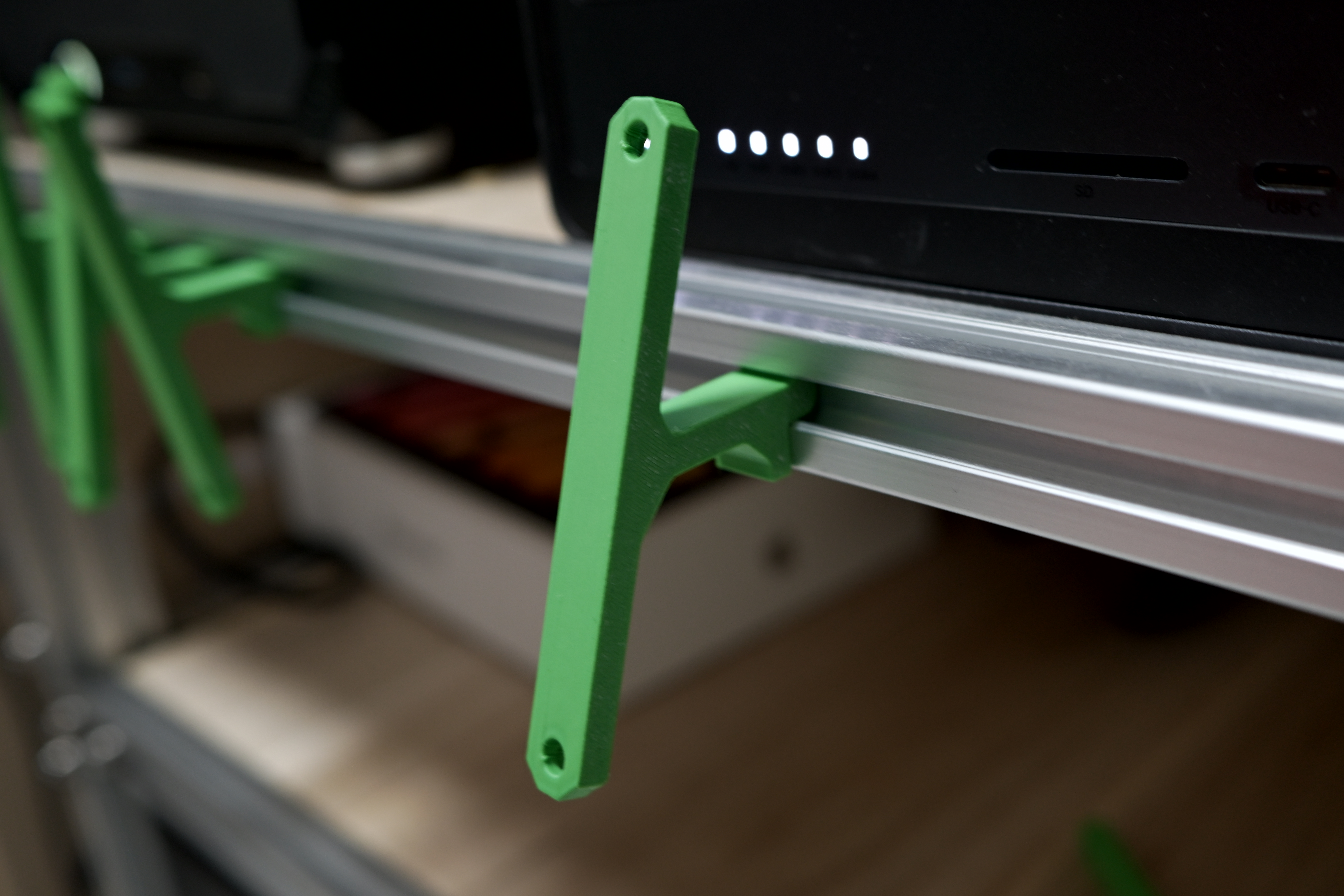 Miniatura 3 do modelo 3D 简易铝型材显示器vesa挂架