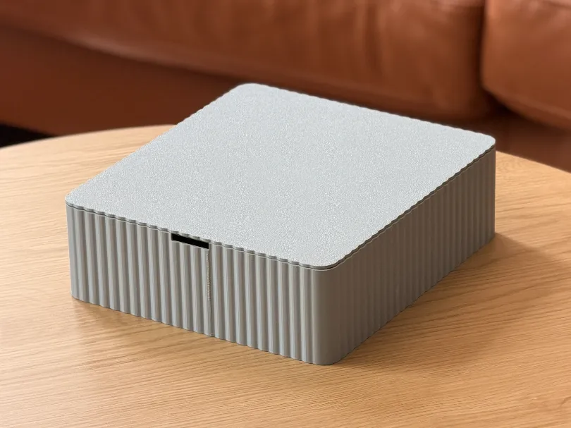 Boîte de rangement avec couvercle (220 x 200 x 68 mm)