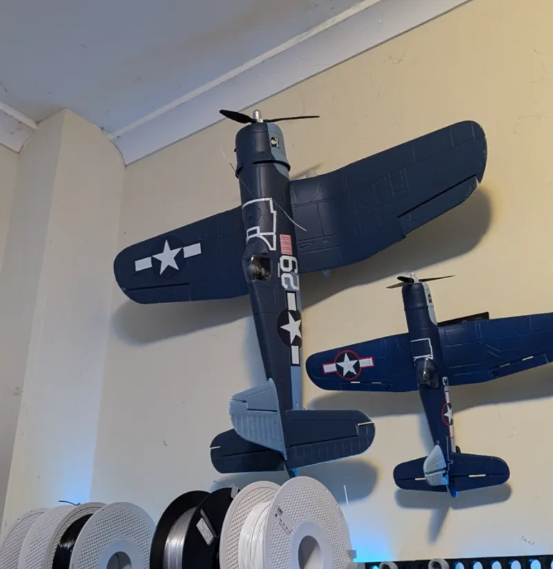 HobbyKing Vought F4U Corsair (750mm) Wall Mount