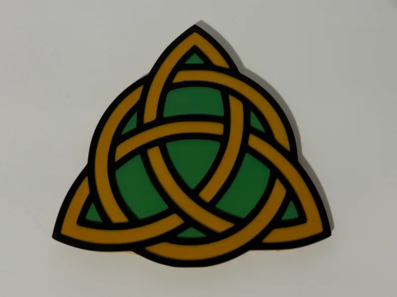 Celtic Knot Bath & Body Works Foaming Soap Holder 