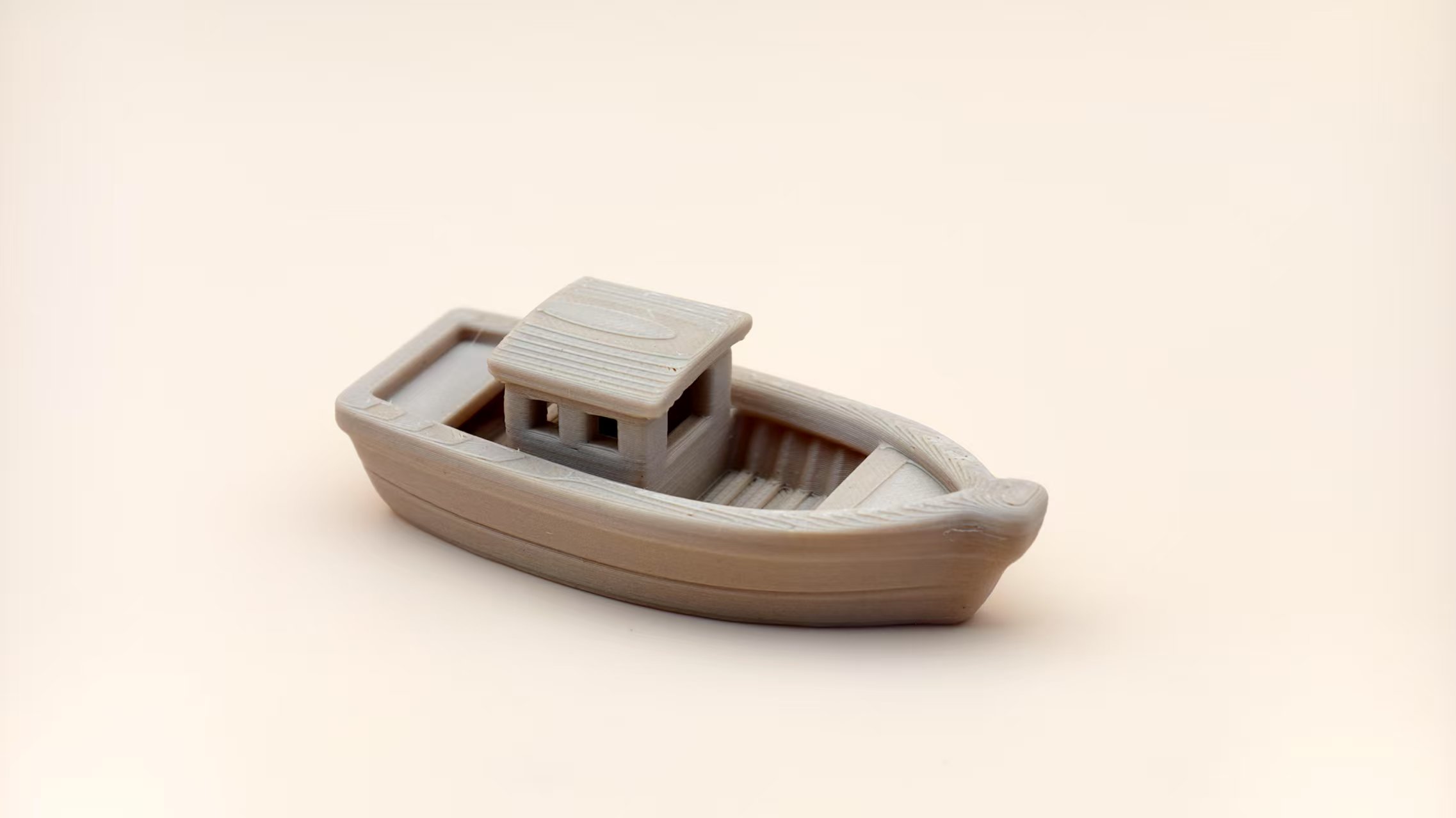 Miniatura 1 do modelo 3D 一艘小渔船，可以浮水，30分钟打印，无需支撑