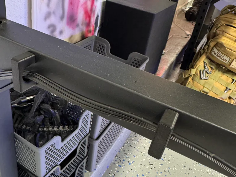 Magnetic Wire Guide