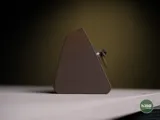 Минималистичен настолен часовник