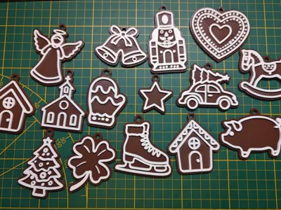 Gingerbread for the Christmas tree(perníčky)