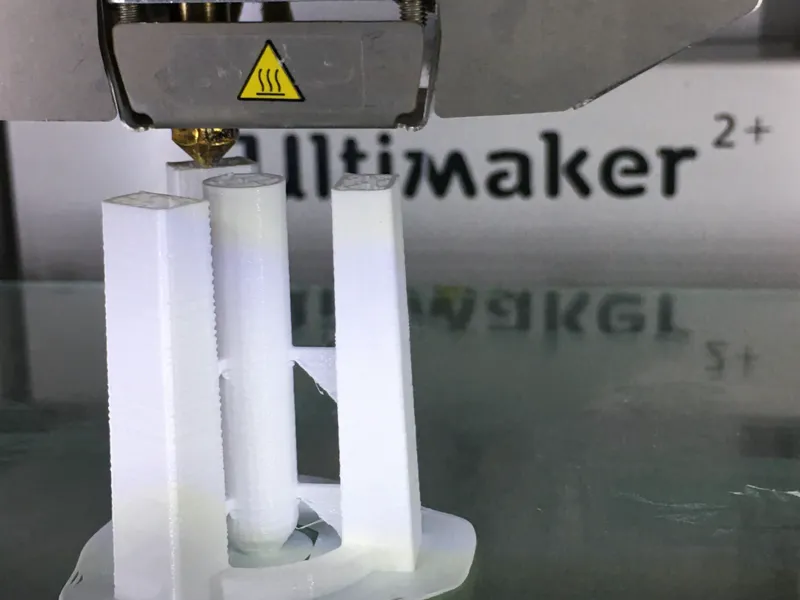 Support for Tall Objects