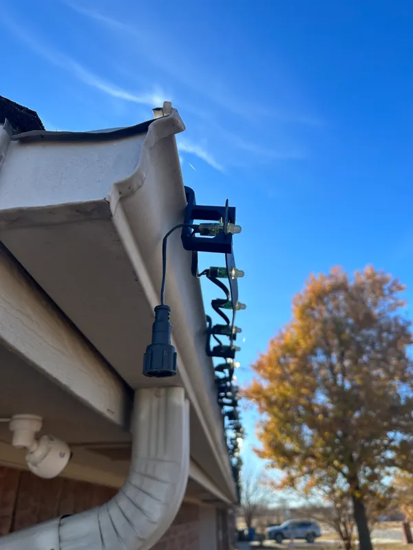 Support de gouttière pour bandeau LED Boscoyo
