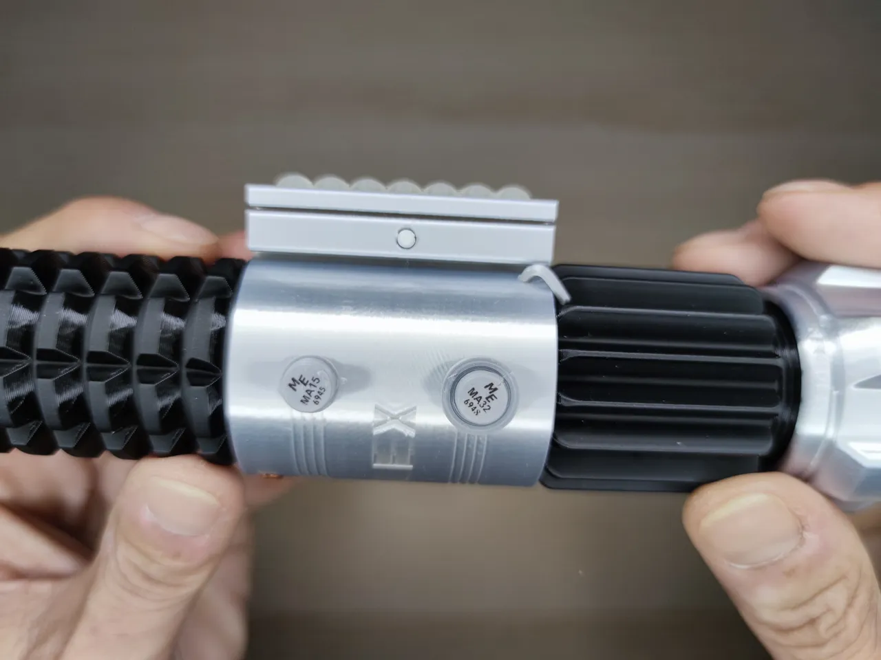Obi-Wan Kenobi Lightsaber with Crystall Chamber view 4
