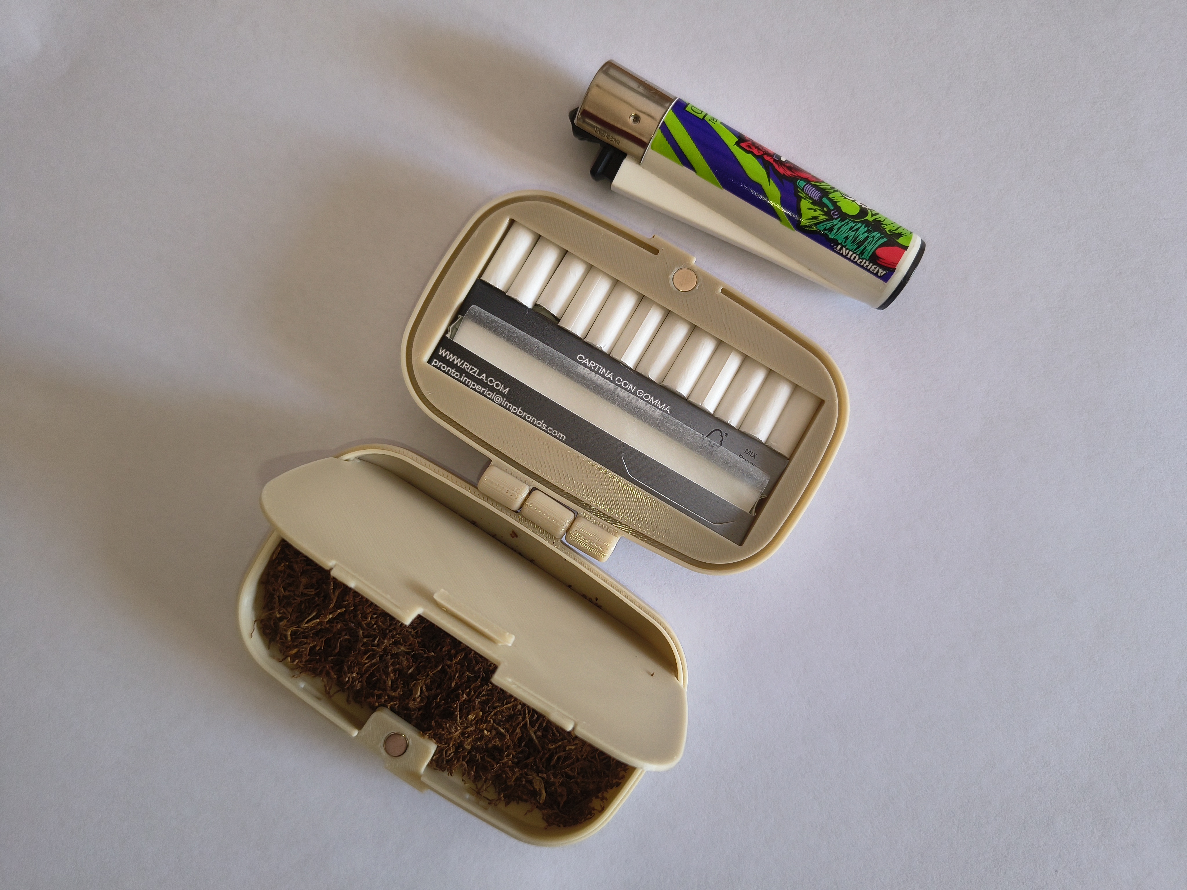 Ultra-Compact Tobacco Case (All-in-One) - 1