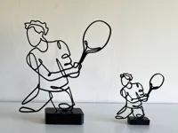 Sculpture line art joueur de tennis — photo 2